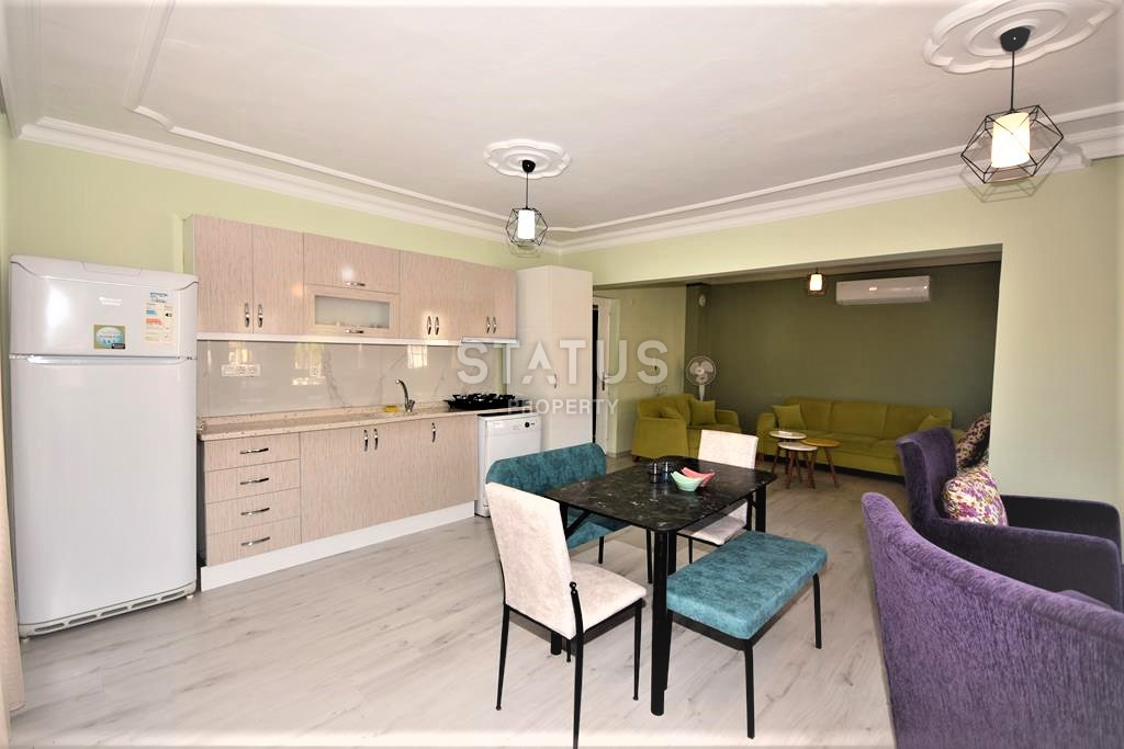 Четырехкомнатная квартира с мебелью в районе пляжа Клеопатры, 150м.кв фото 3