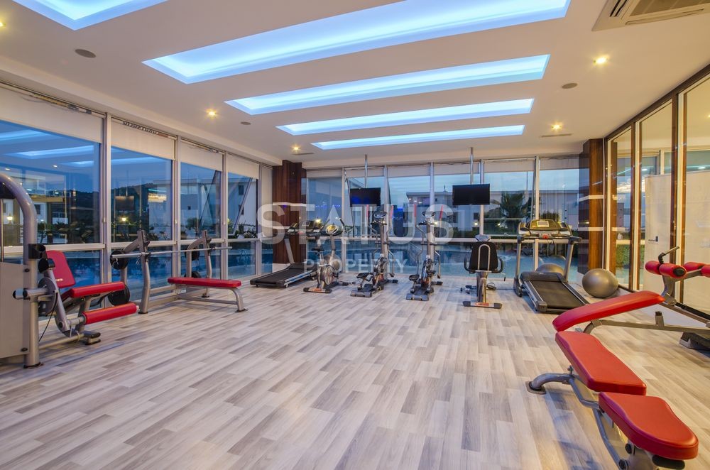 Luxurious villas on the Mediterranean coast фото 10