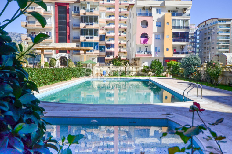 Трехкомнатная квартира с мебелью в отличном комплексе в Махмутларе, 120 м2 фото 1