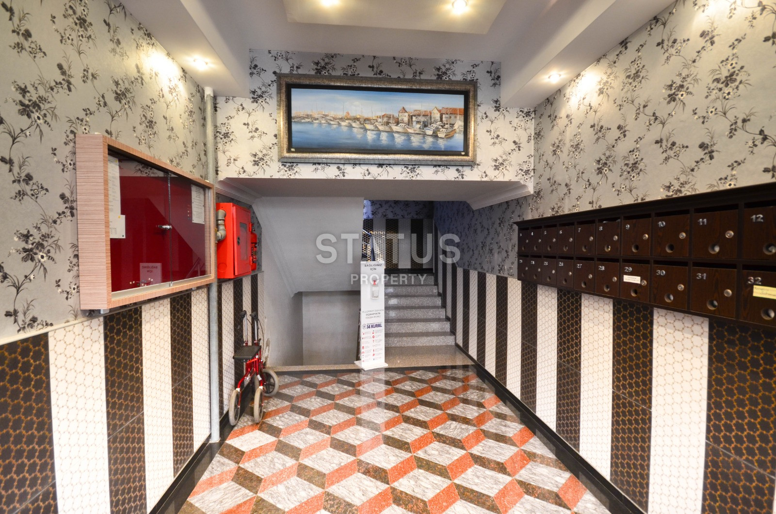 Three-room apartment with furniture in an excellent complex in Mahmutlar, 120 m2 фото 20