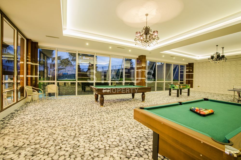 Luxurious villas on the Mediterranean coast фото 12