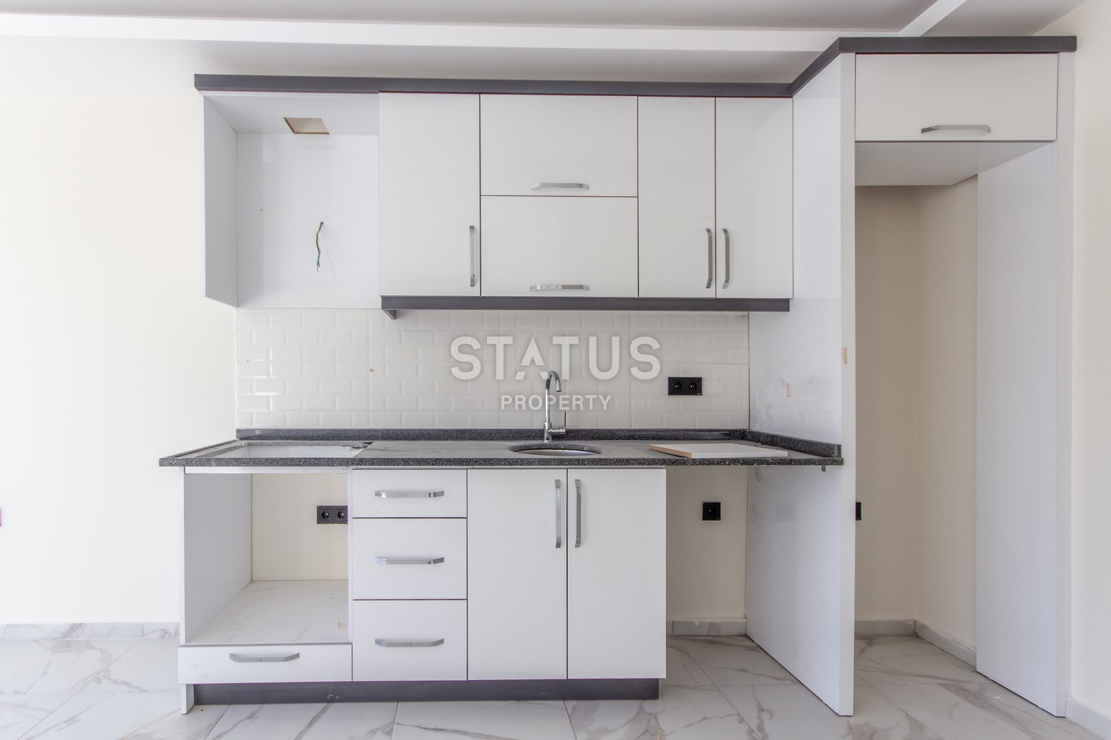 Ters-duplex 3+1 in Mahmutlar with a view of the mountains, the sea and the ancient city of Naula, 140m2 фото 26