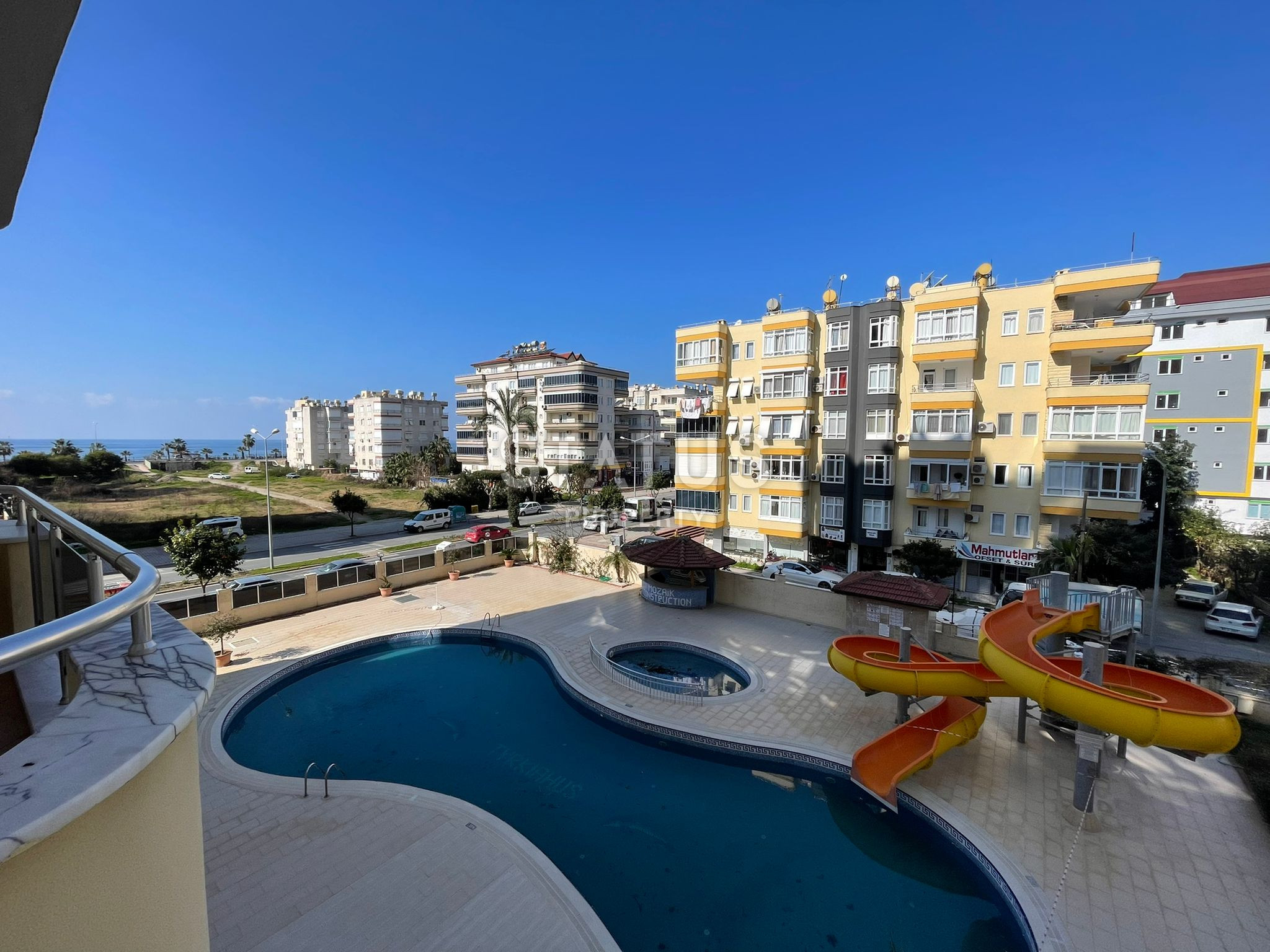 Квартира 2+1 в 100 метрах от моря, 125 м2. Махмутлар, Алания. фото 3