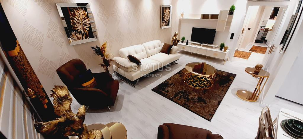 Квартира 2+1 с мебелью на первой береговой линии в Махмутларе, 105 м2 фото 3