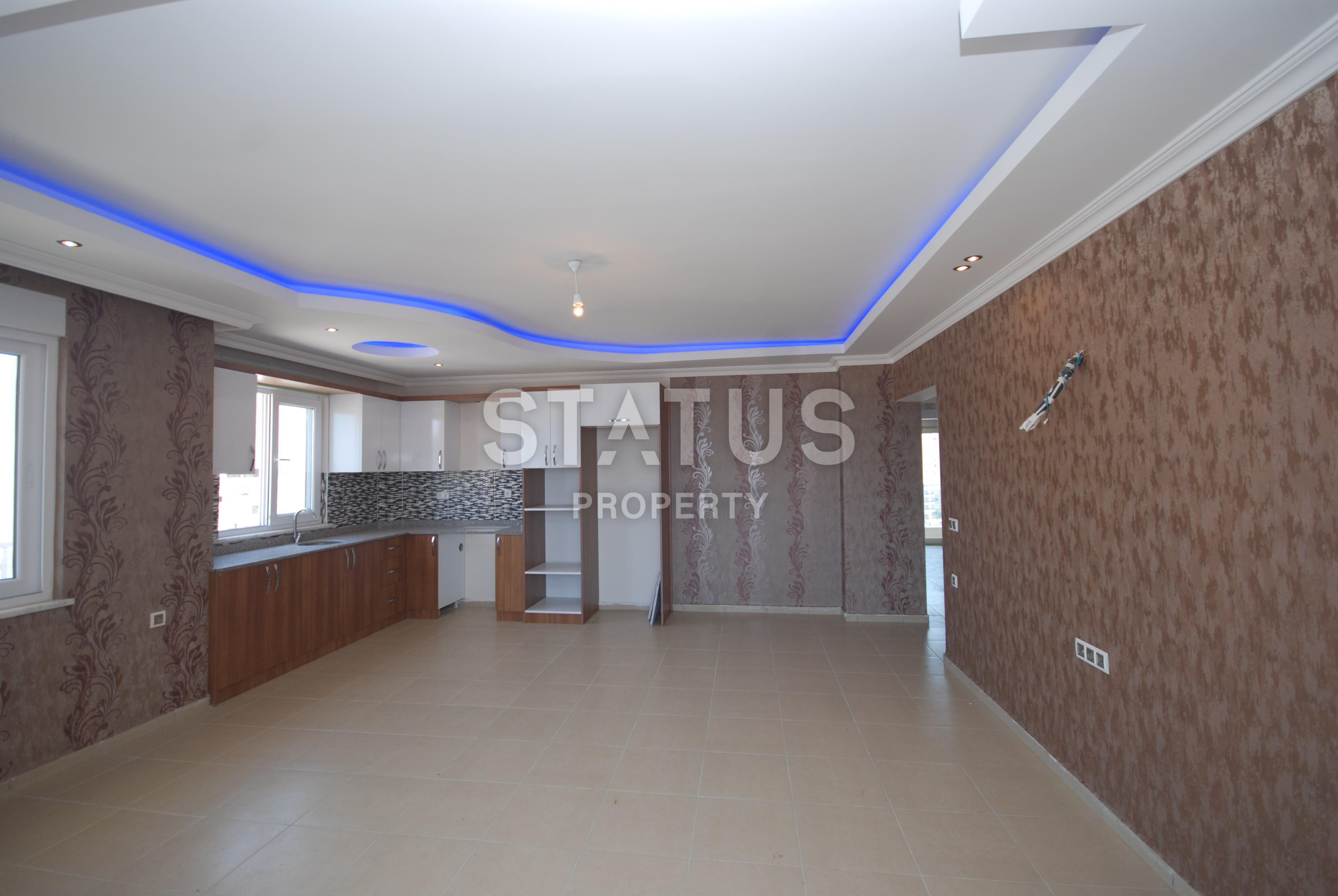 Трехкомнатные апартаменты с отличным ремонтом в 7 минутах от моря! 105 кв. м. фото 4