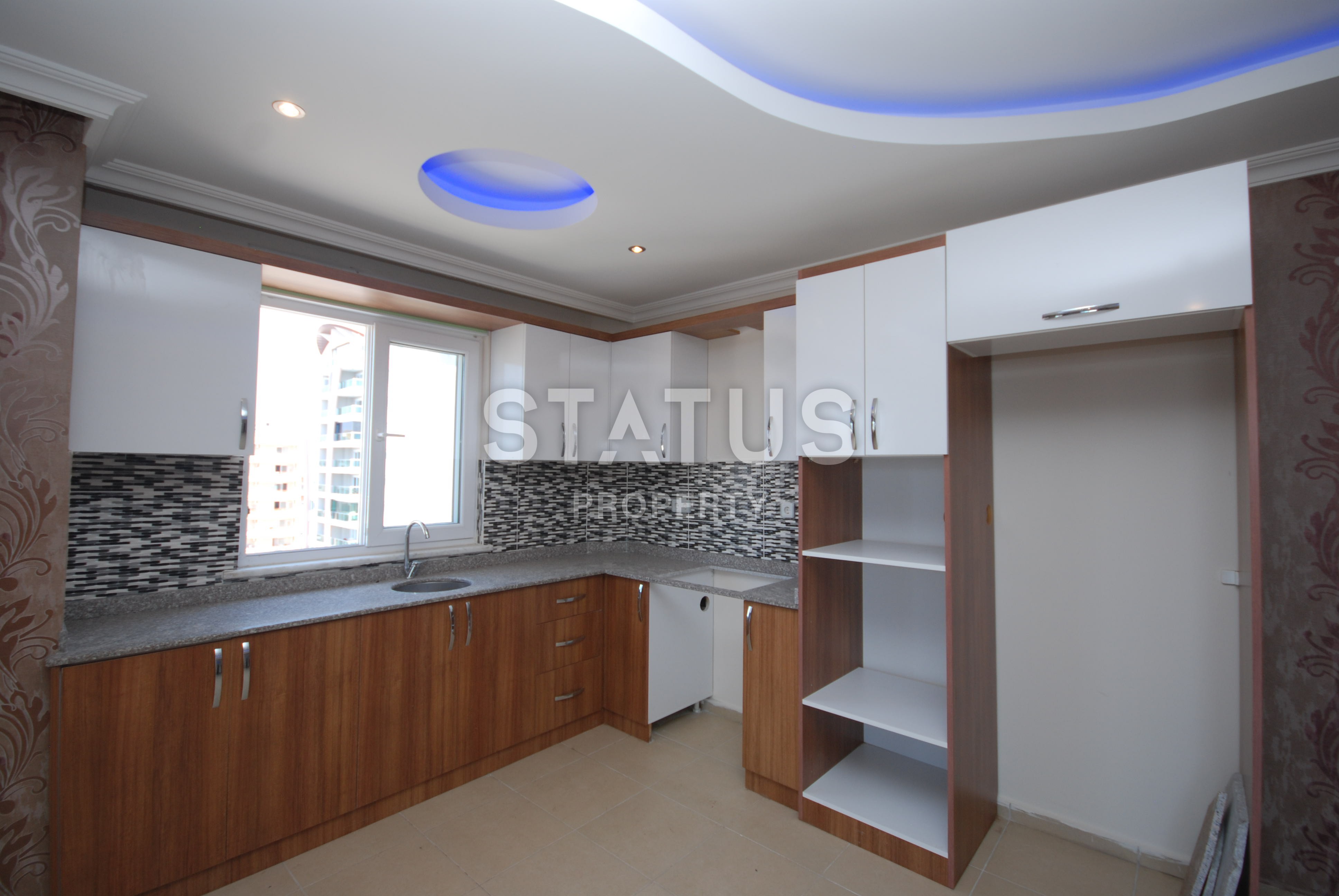 Трехкомнатные апартаменты с отличным ремонтом в 7 минутах от моря! 105 кв. м. фото 6