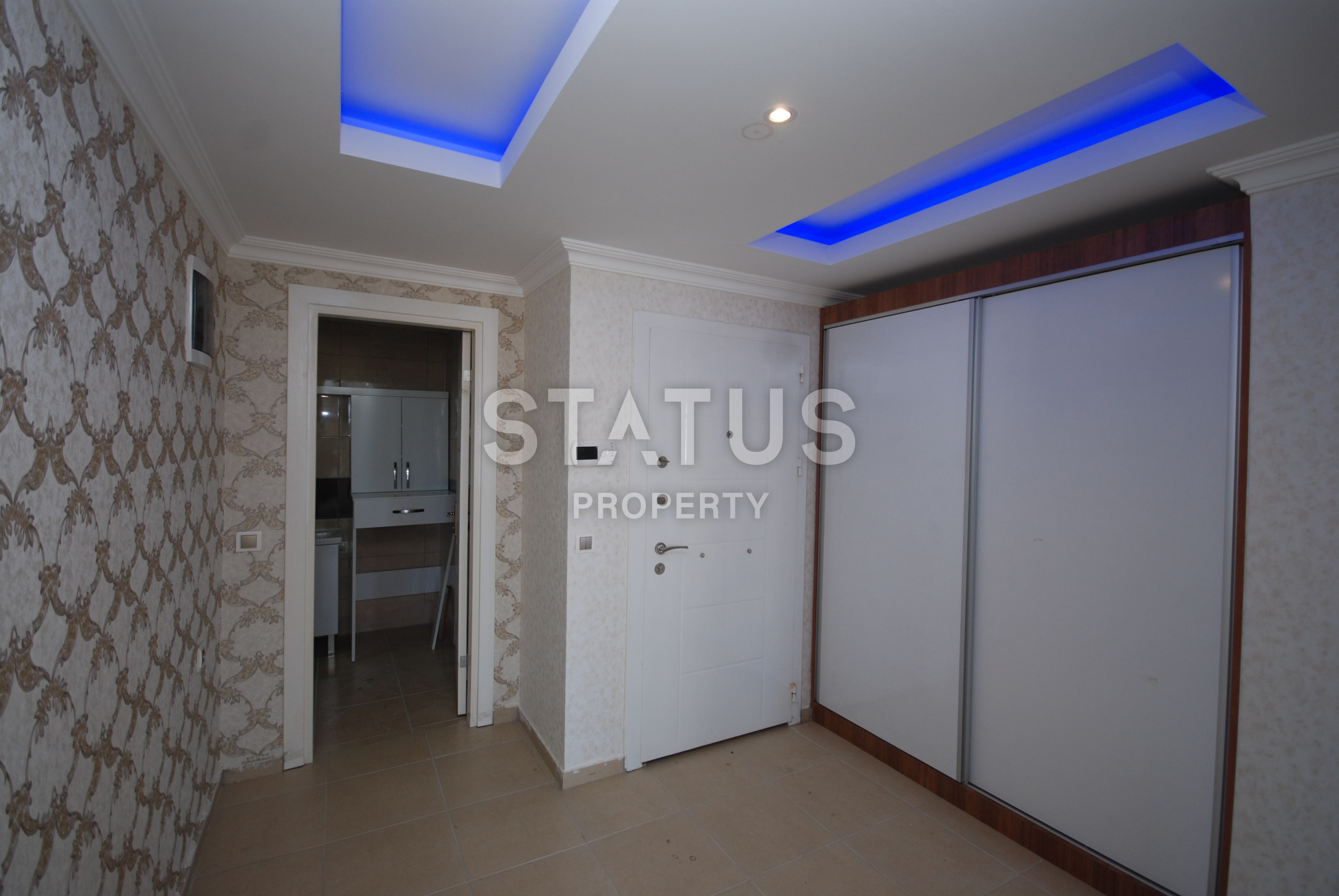 Трехкомнатные апартаменты с отличным ремонтом в 7 минутах от моря! 105 кв. м. фото 9