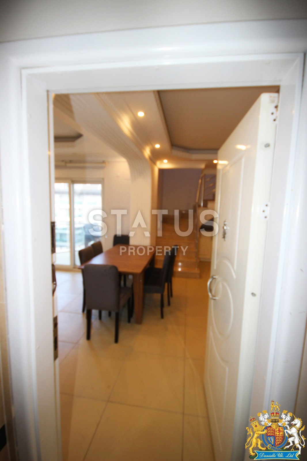 Двухуровневая квартира в Обе с видом на горы планировкой 3+1, 350м к морю фото 5