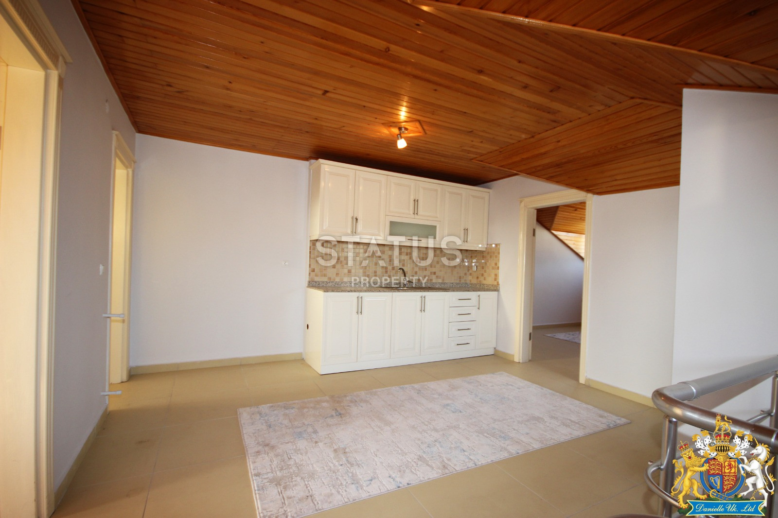 Двухуровневая квартира в Обе с видом на горы планировкой 3+1, 350м к морю фото 12