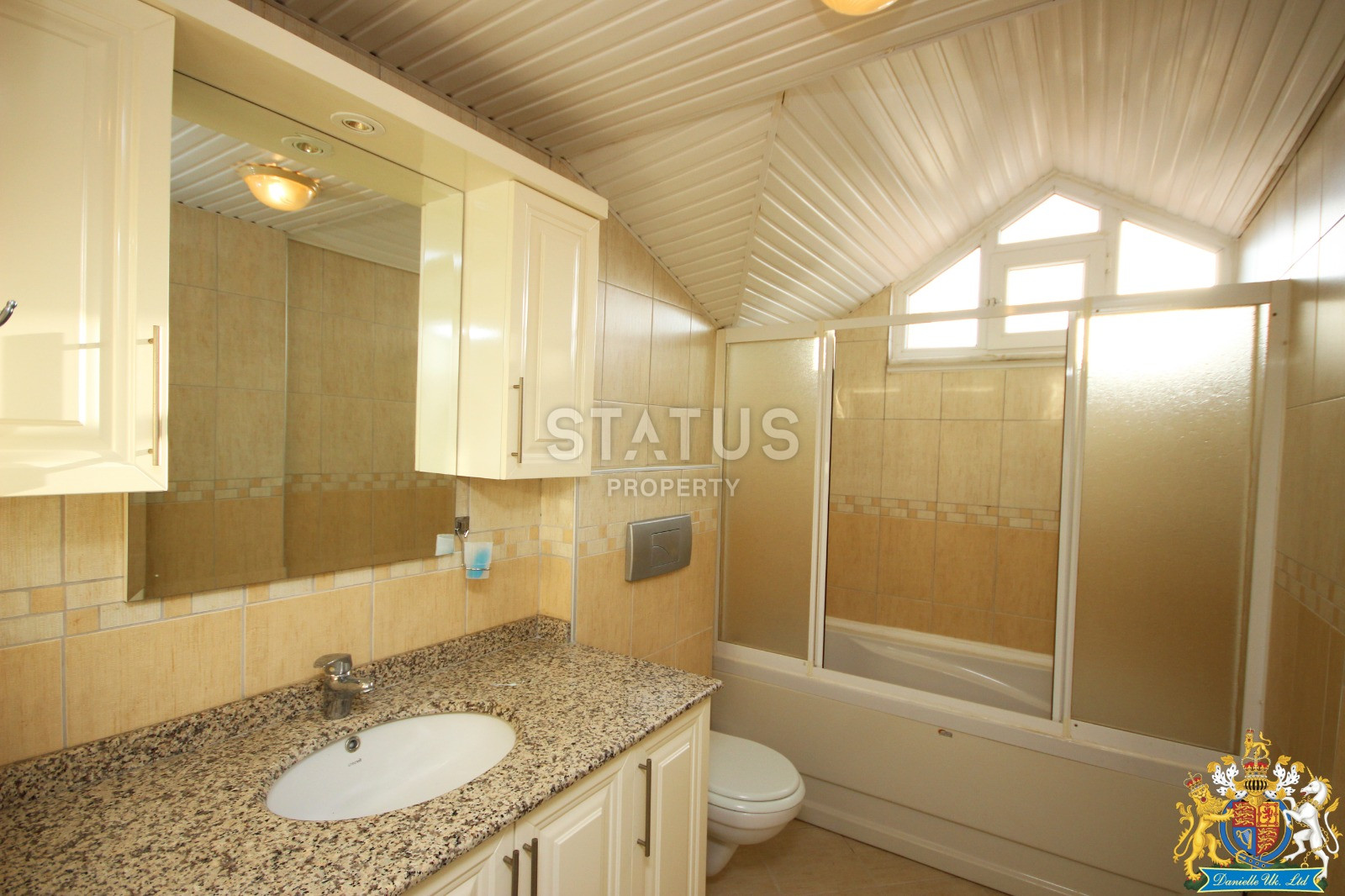 Двухуровневая квартира в Обе с видом на горы планировкой 3+1, 350м к морю фото 27