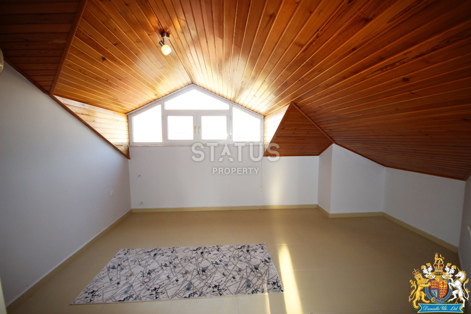 Двухуровневая квартира в Обе с видом на горы планировкой 3+1, 350м к морю фото 28