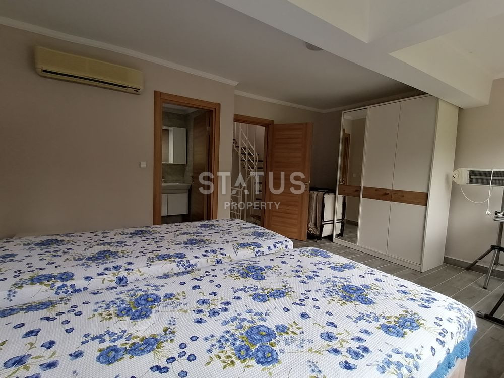 Three-storey villa in a complex on the first line in Konakli with a private garden, 200m2 фото 5