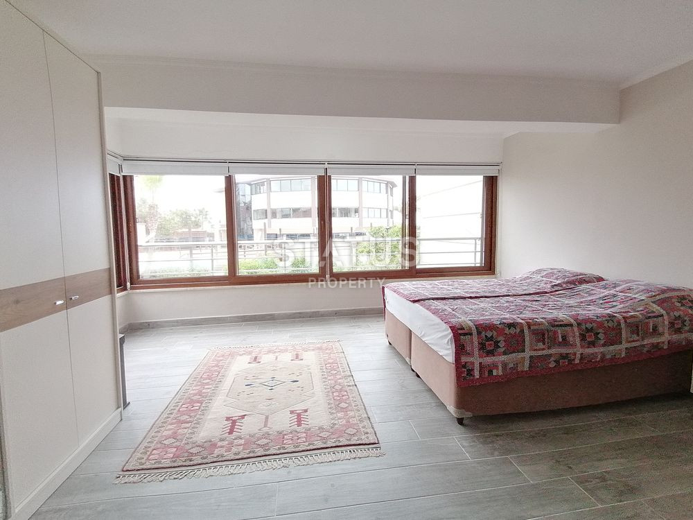 Three-storey villa in a complex on the first line in Konakli with a private garden, 200m2 фото 9