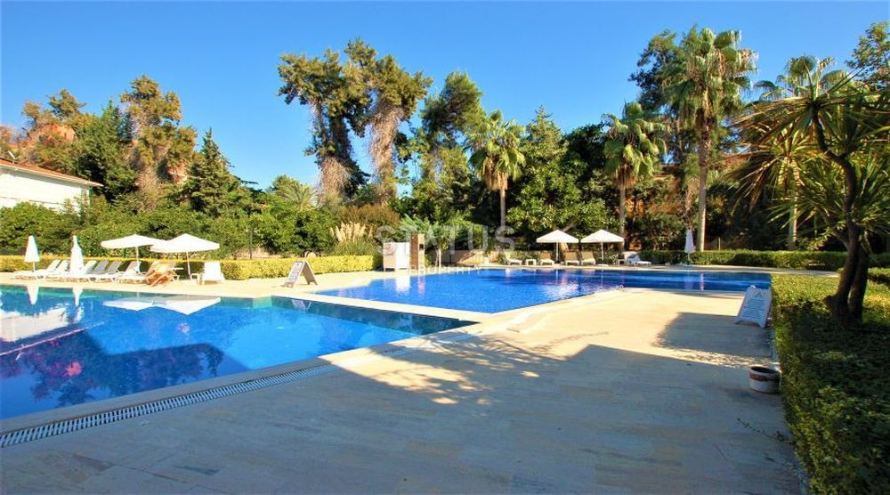 Three-storey villa in a complex on the first line in Konakli with a private garden, 200m2 фото 19