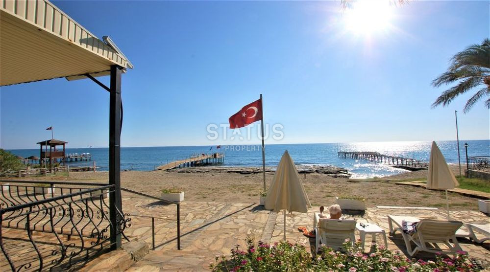 Three-storey villa in a complex on the first line in Konakli with a private garden, 200m2 фото 21