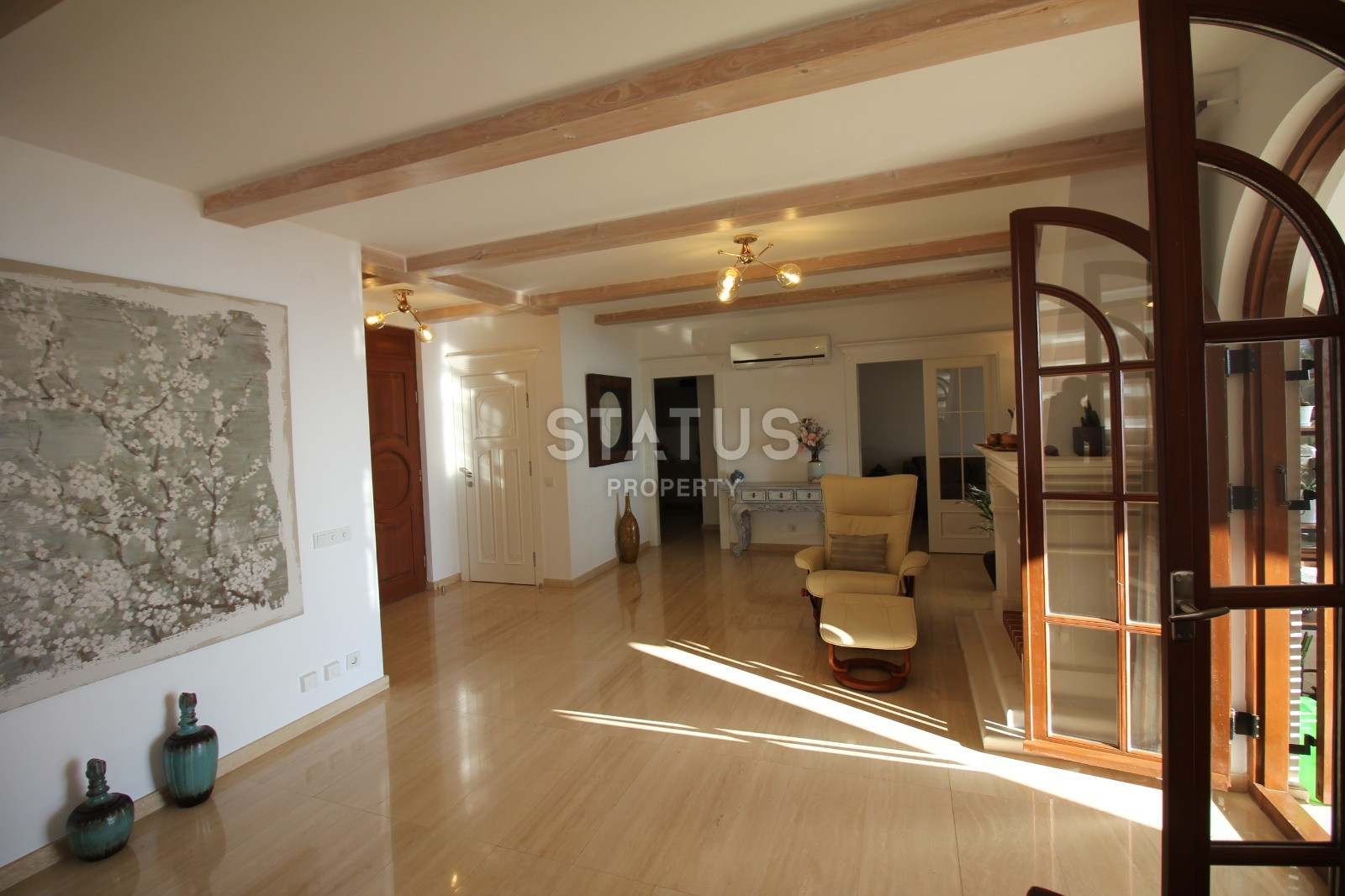 Вилла 6+2 с личным бассейном и панорамой на море и крепость, 390 м2. Центральный район Тепе фото 24