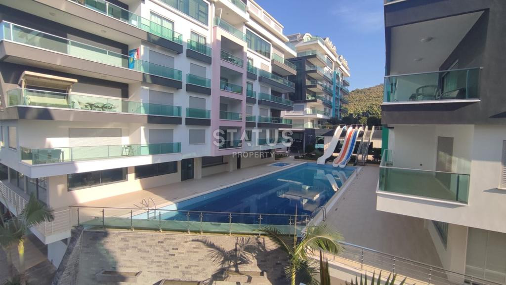 Трехкомнатные апартаменты в шикарном комплексе на первой береговой линии, личный пляж, полный пакет мебели и техники фото 3