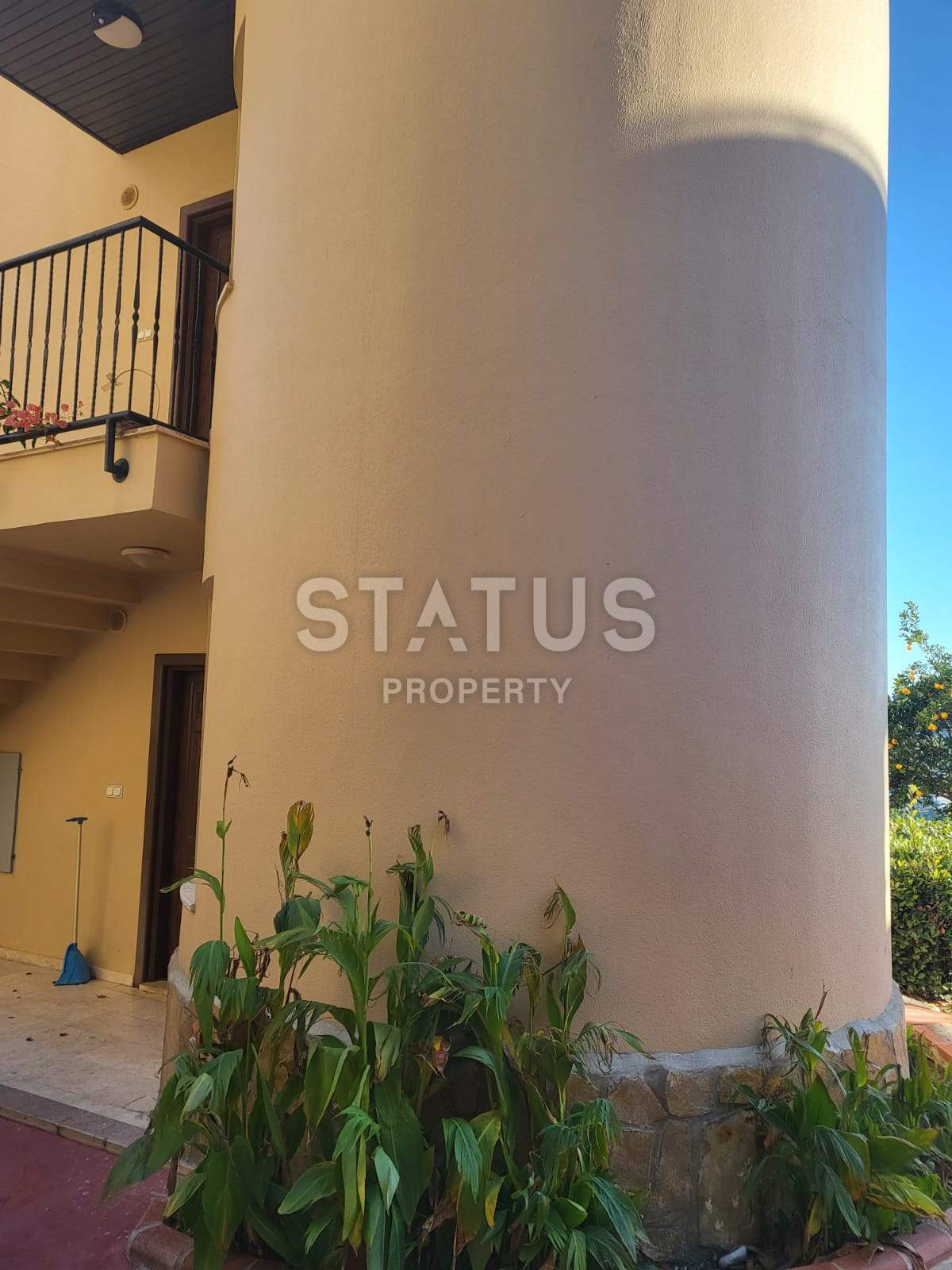 Apartment 1+1 in a villa on the territory of a luxury complex in Mahmutlar, 65 m2 фото 3