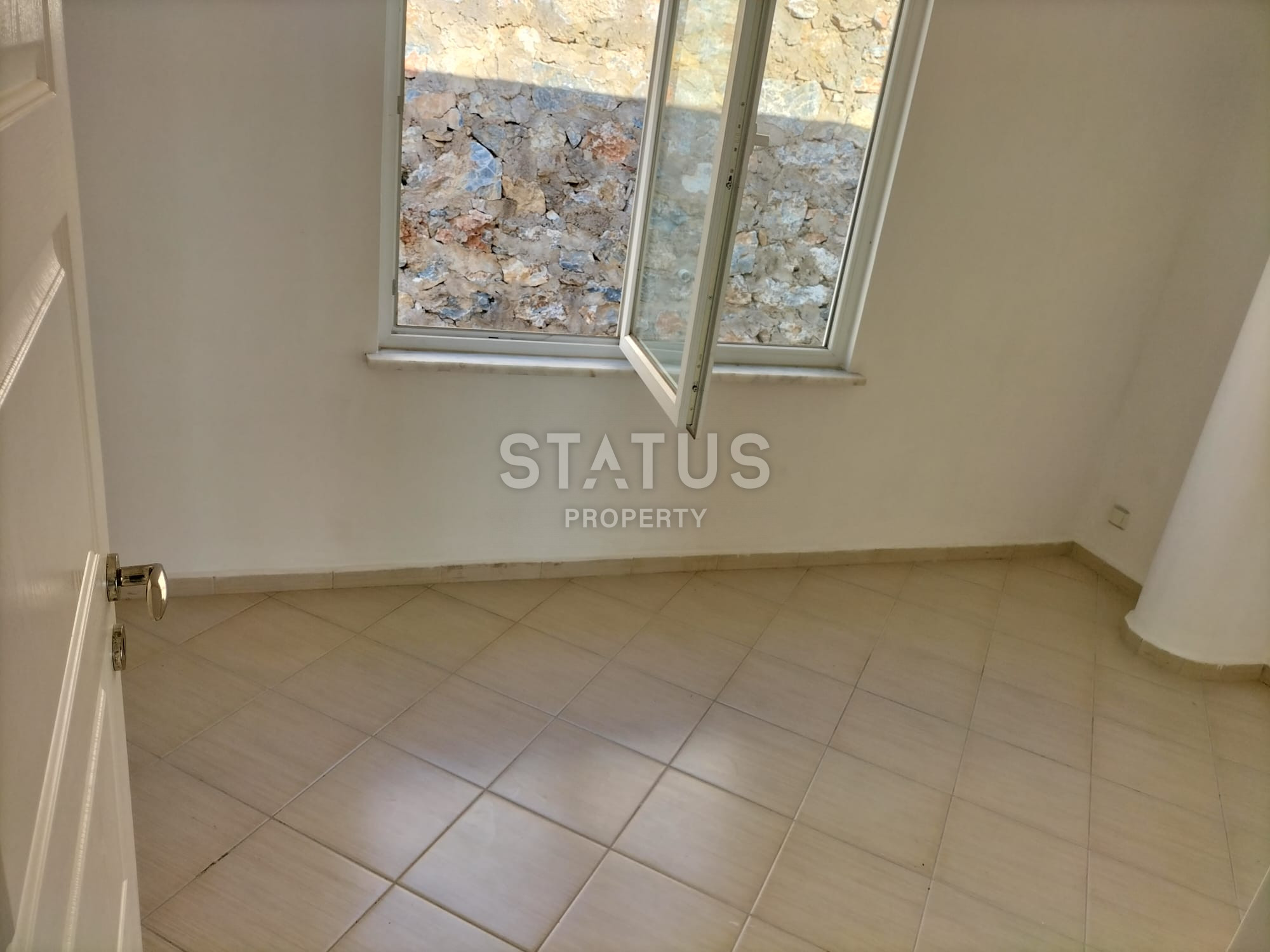 Вилла 3+1 с видом на море в районе Хасбахче, 150 м2 фото 4