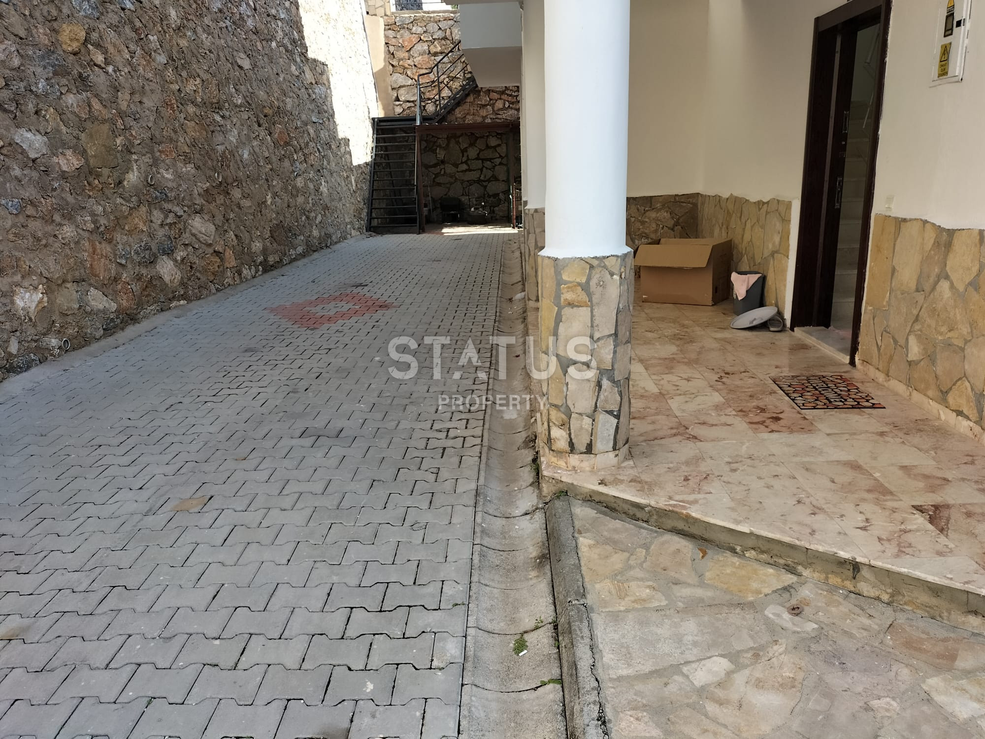 Вилла 3+1 с видом на море в районе Хасбахче, 150 м2 фото 21