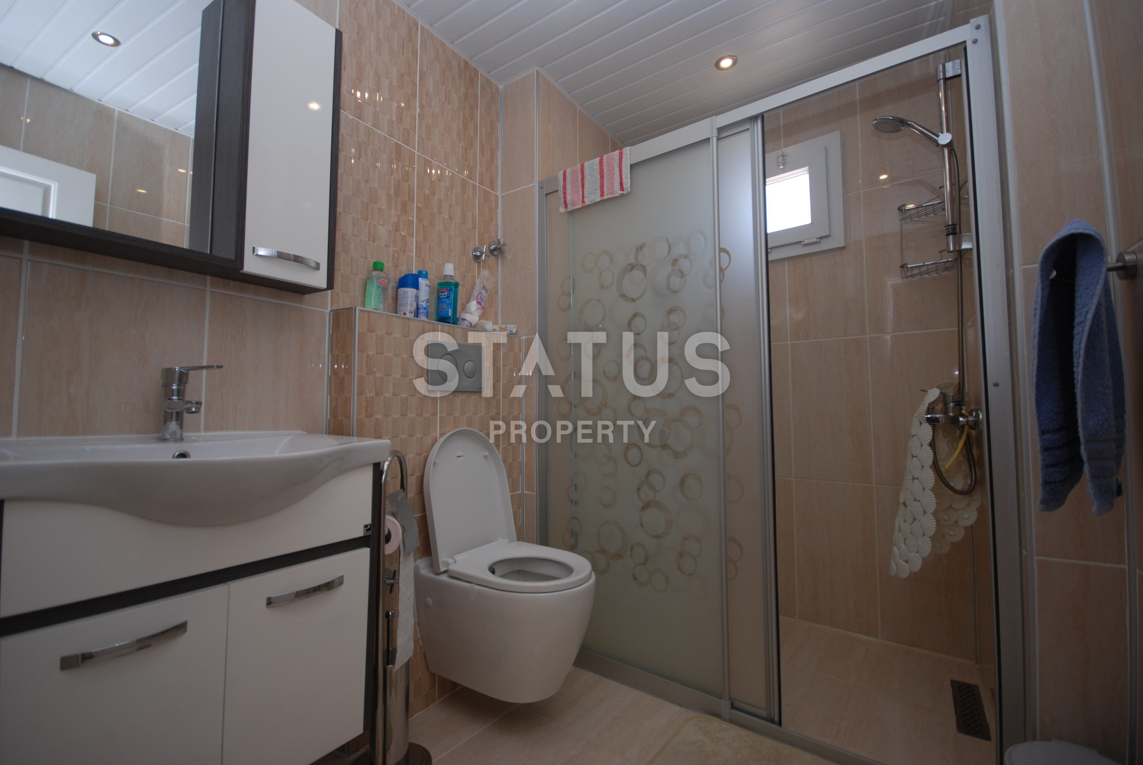 Меблированные трехкомнатные апартаменты в комплексе с бассейном, 95 м2. фото 10