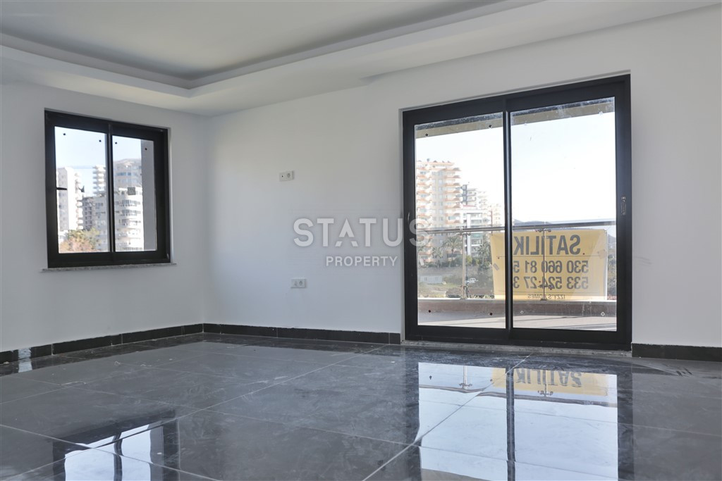 New spacious 4+1 villa in Mahmutlar, 300 m2 фото 8