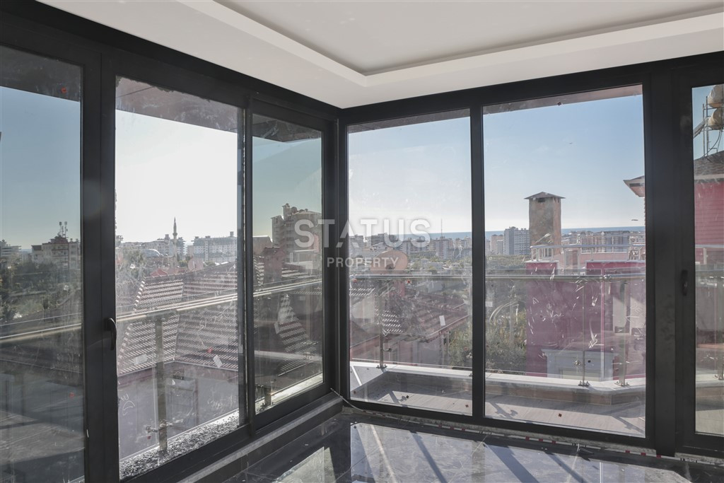 New spacious 4+1 villa in Mahmutlar, 300 m2 фото 10