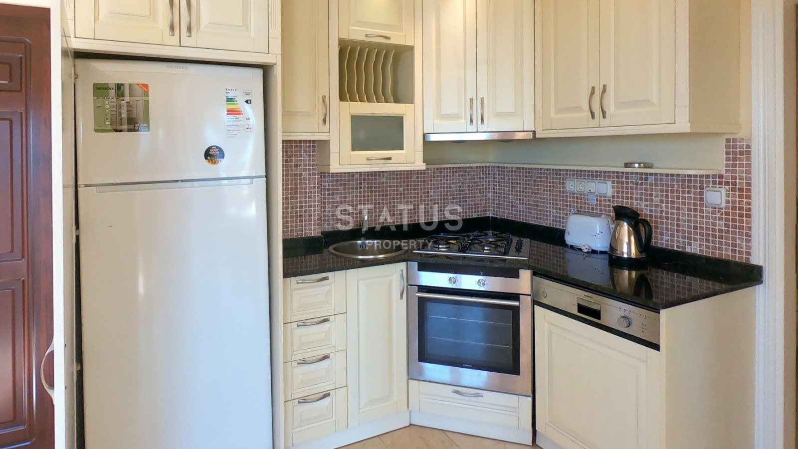 Two-level townhouse in a quiet area of Kargicak in a luxury complex, 130 sq.m. фото 20