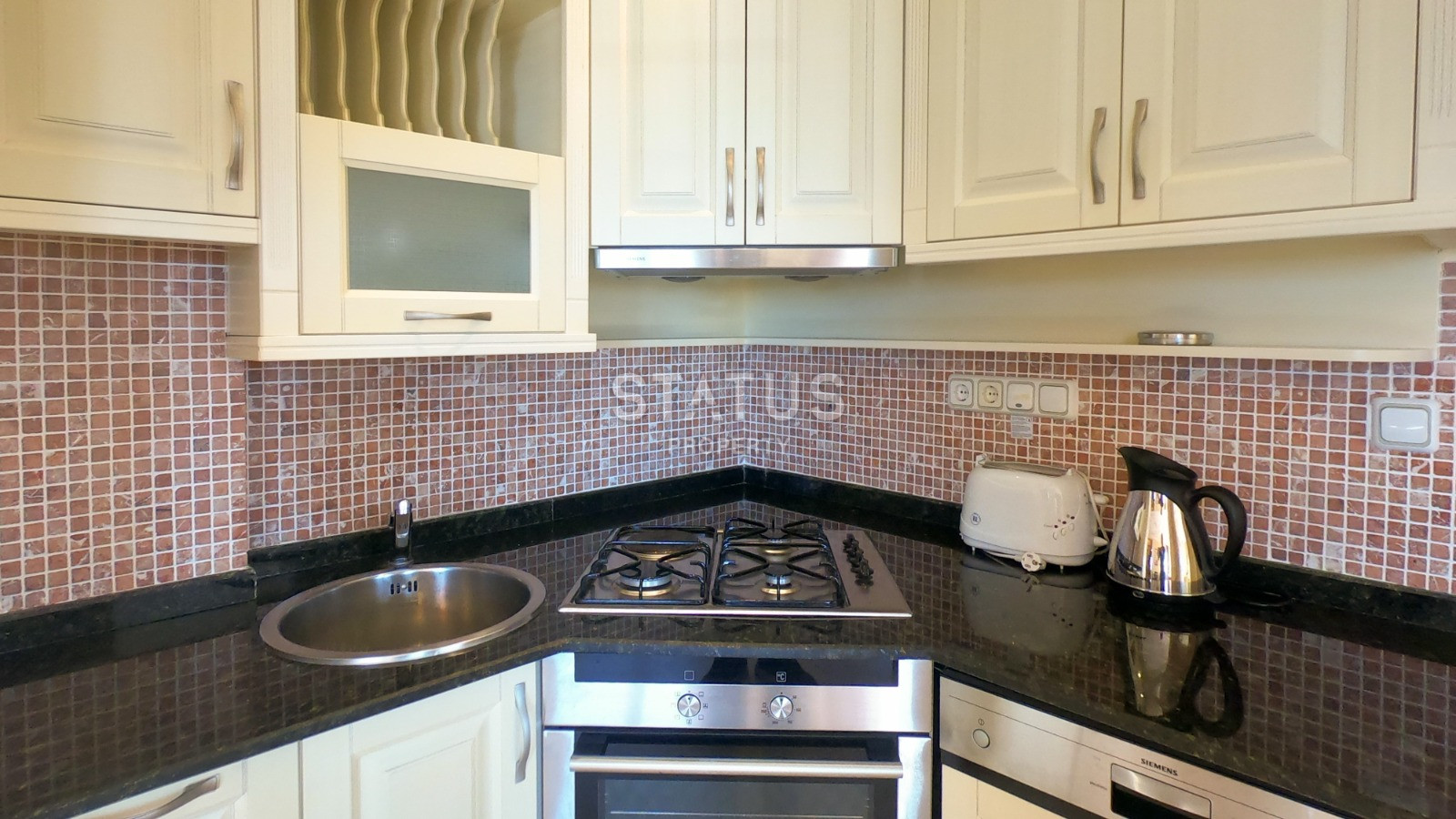 Two-level townhouse in a quiet area of Kargicak in a luxury complex, 130 sq.m. фото 28