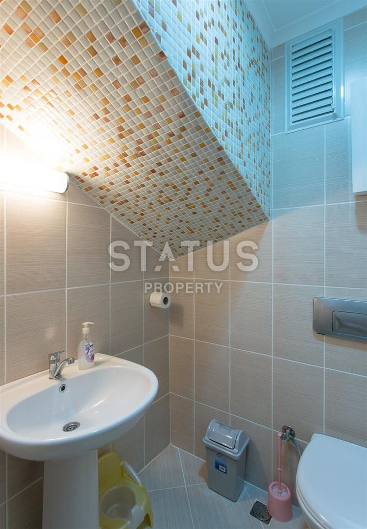 Penthouse 3+1 with furniture on Cleopatra! Sea view! 190 m2 фото 13