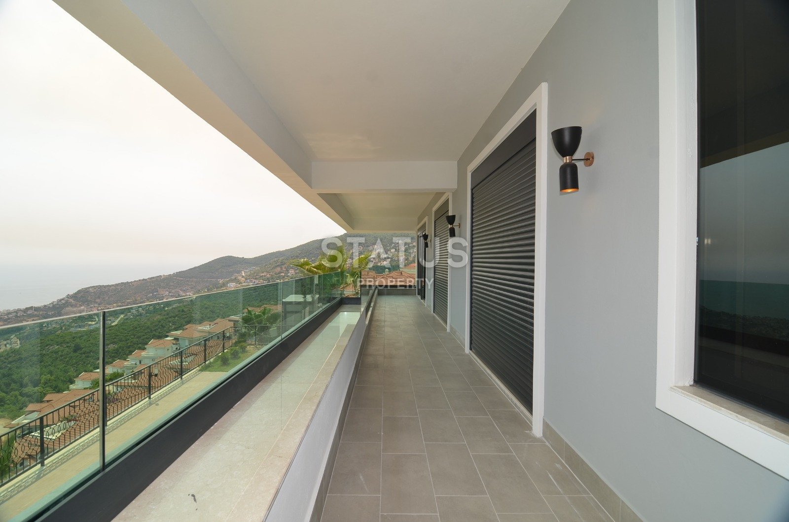 Просторная вилла 4+1 с собственным бассейном, сауной, джакузи и лифтом в районе Тепе, 390м.кв фото 9