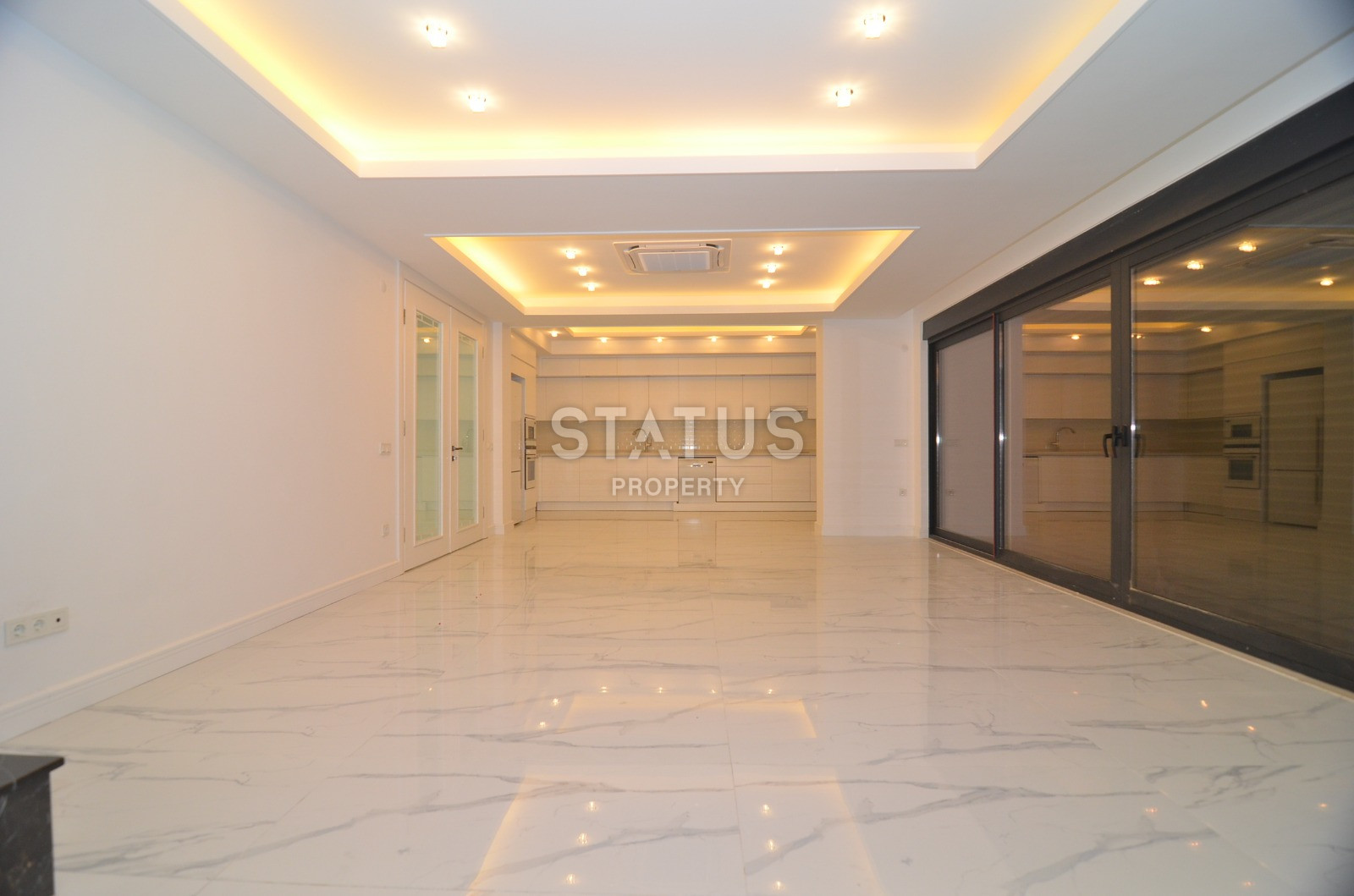 Просторная вилла 4+1 с собственным бассейном, сауной, джакузи и лифтом в районе Тепе, 390м.кв фото 11