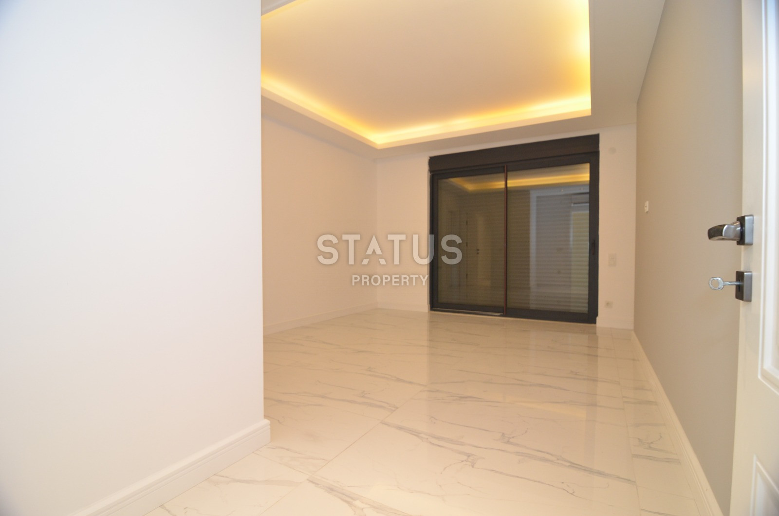 Просторная вилла 4+1 с собственным бассейном, сауной, джакузи и лифтом в районе Тепе, 390м.кв фото 15