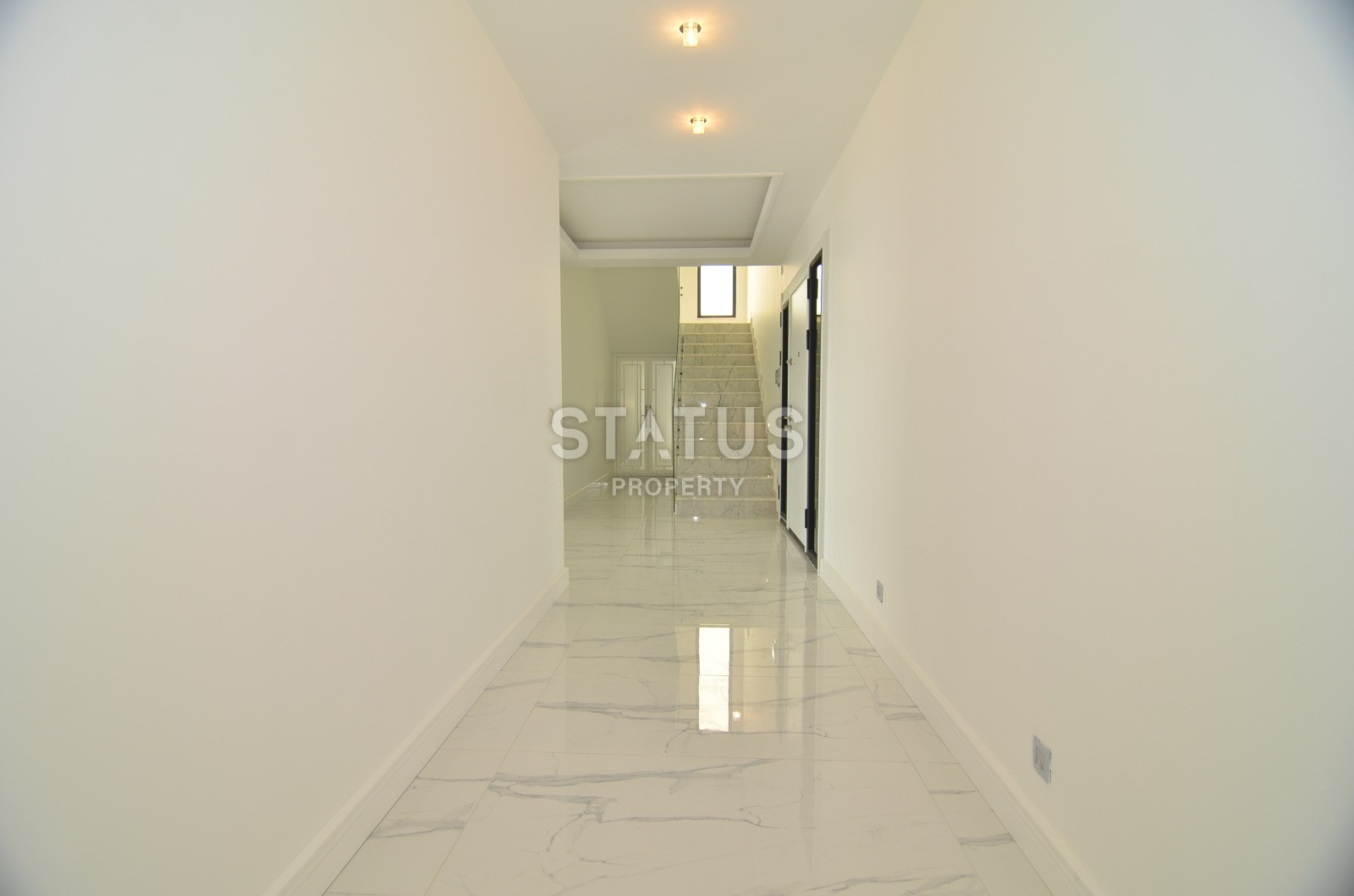 Просторная вилла 4+1 с собственным бассейном, сауной, джакузи и лифтом в районе Тепе, 390м.кв фото 20