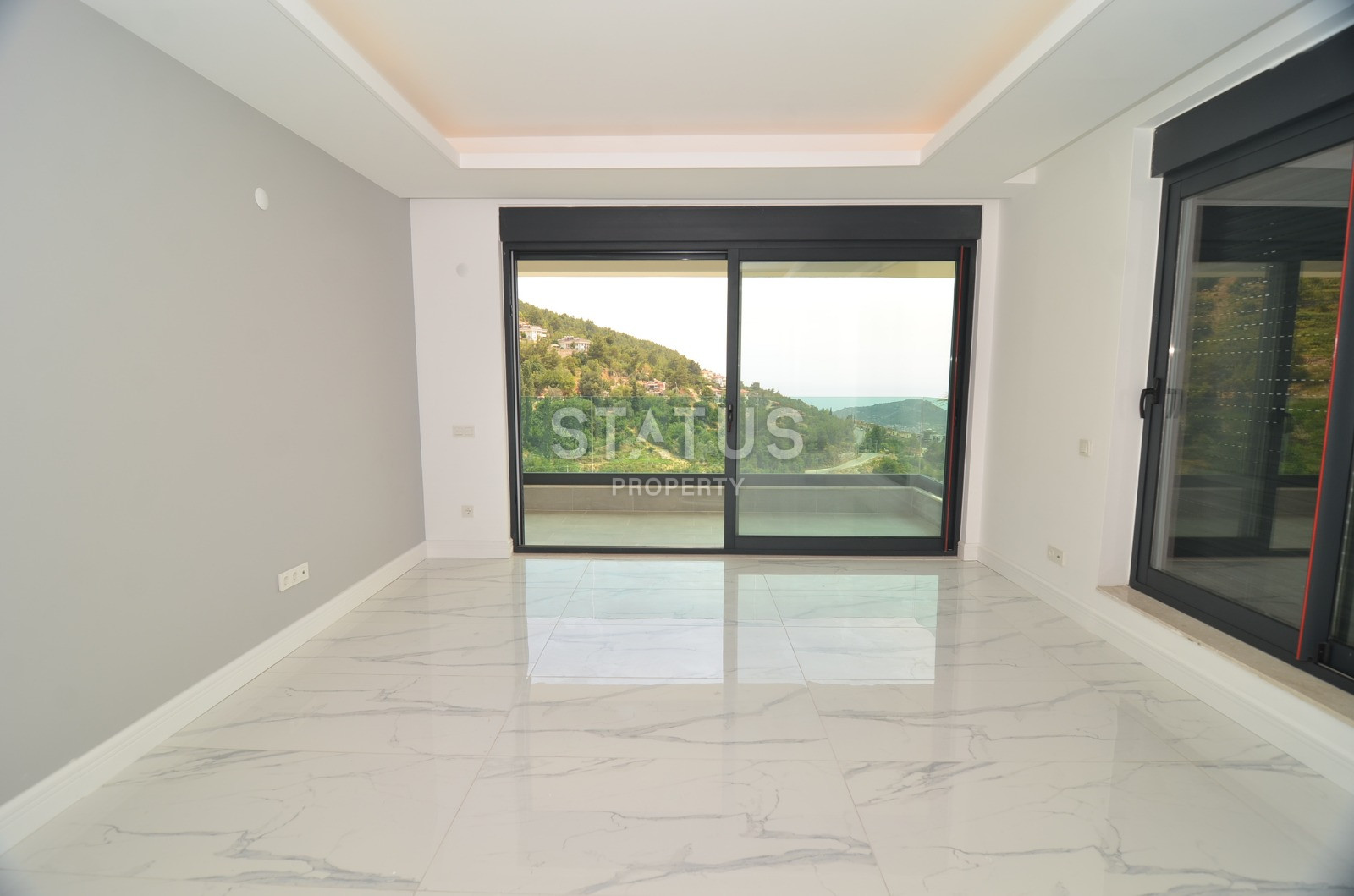 Просторная вилла 4+1 с собственным бассейном, сауной, джакузи и лифтом в районе Тепе, 390м.кв фото 28