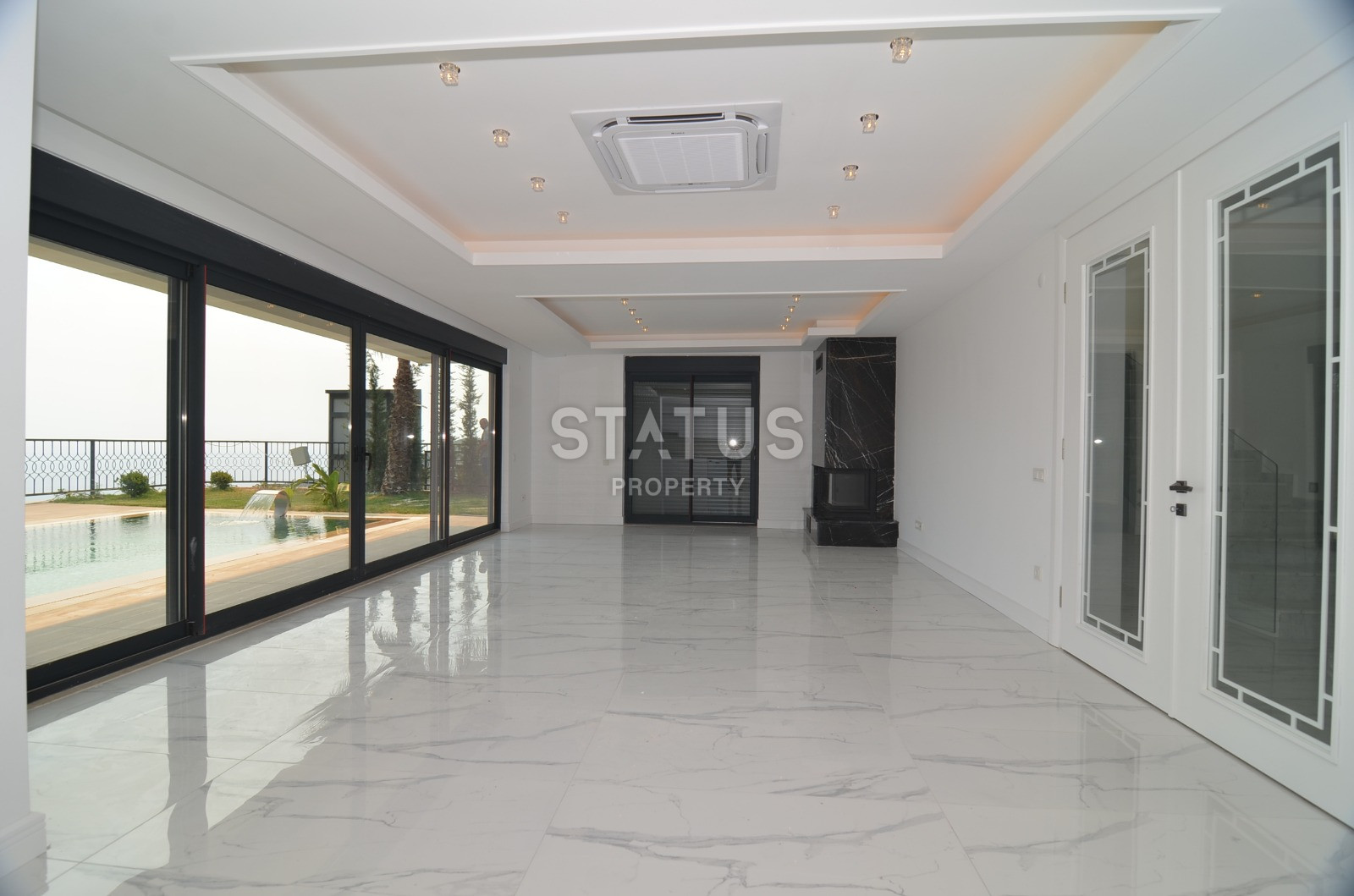 Просторная вилла 4+1 с собственным бассейном, сауной, джакузи и лифтом в районе Тепе, 390м.кв фото 41