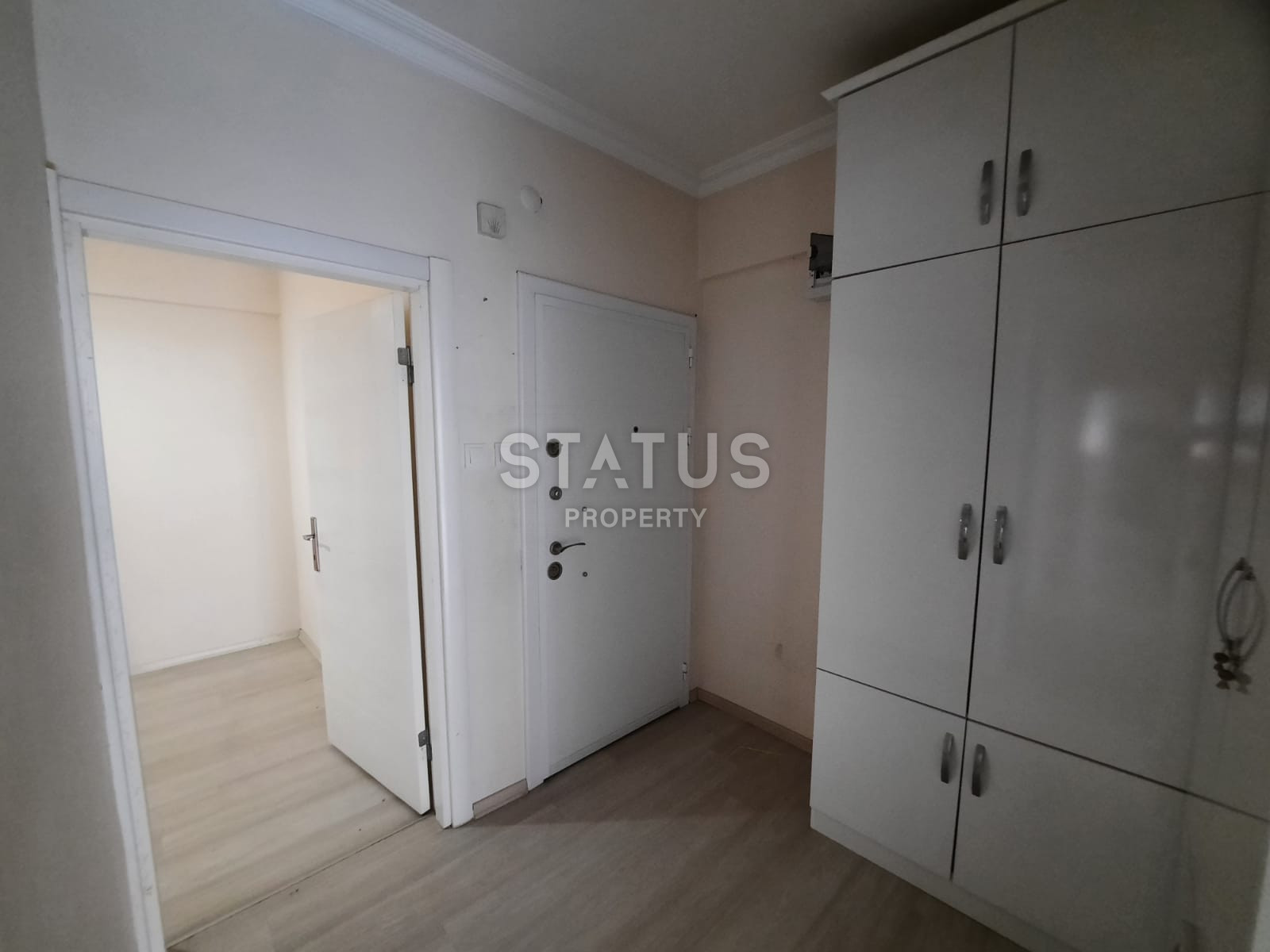 Четырехкомнатная квартира с отдельной кухней в центре Алании в 200м от моря, выгодная цена и прекрасная локация, 140м2 фото 13