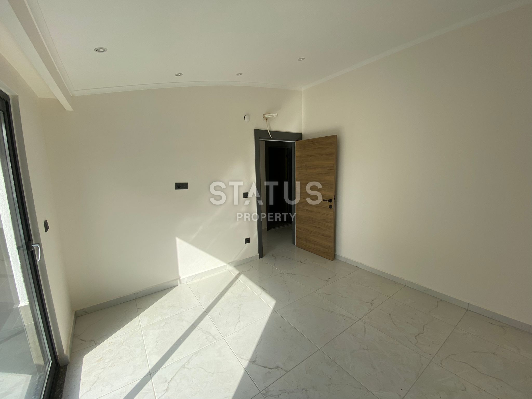 Два недорогих дублекса 2+1 в районе Оба в новом комплексе, очень удобная локация! фото 8