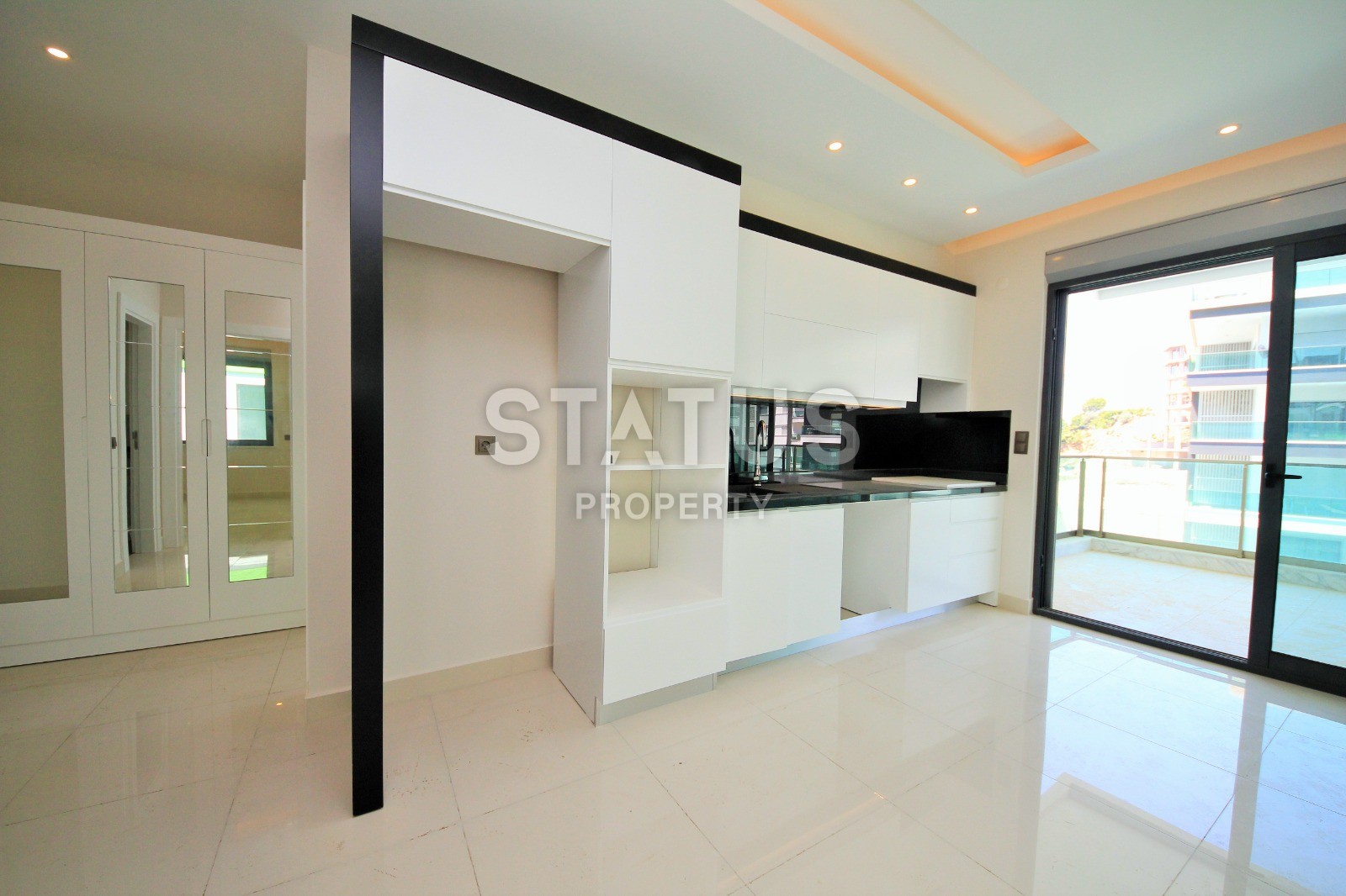 Новые трехкомнатные апартаменты в комплексе с инфраструктурой в Махмутларе, 110 м2. фото 3