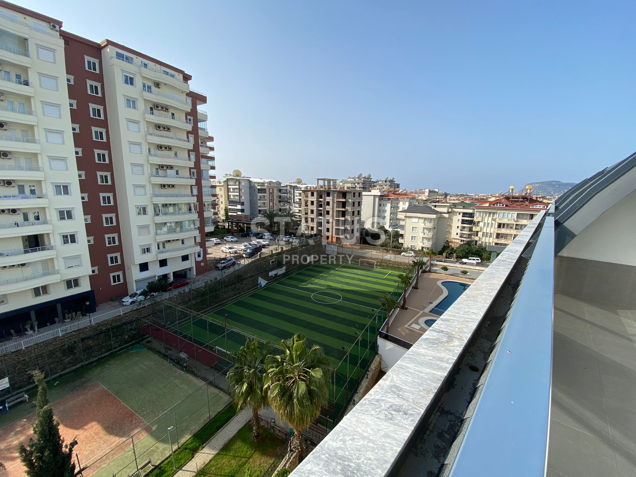 Два недорогих дублекса 2+1 в районе Оба в новом комплексе, очень удобная локация! фото 27