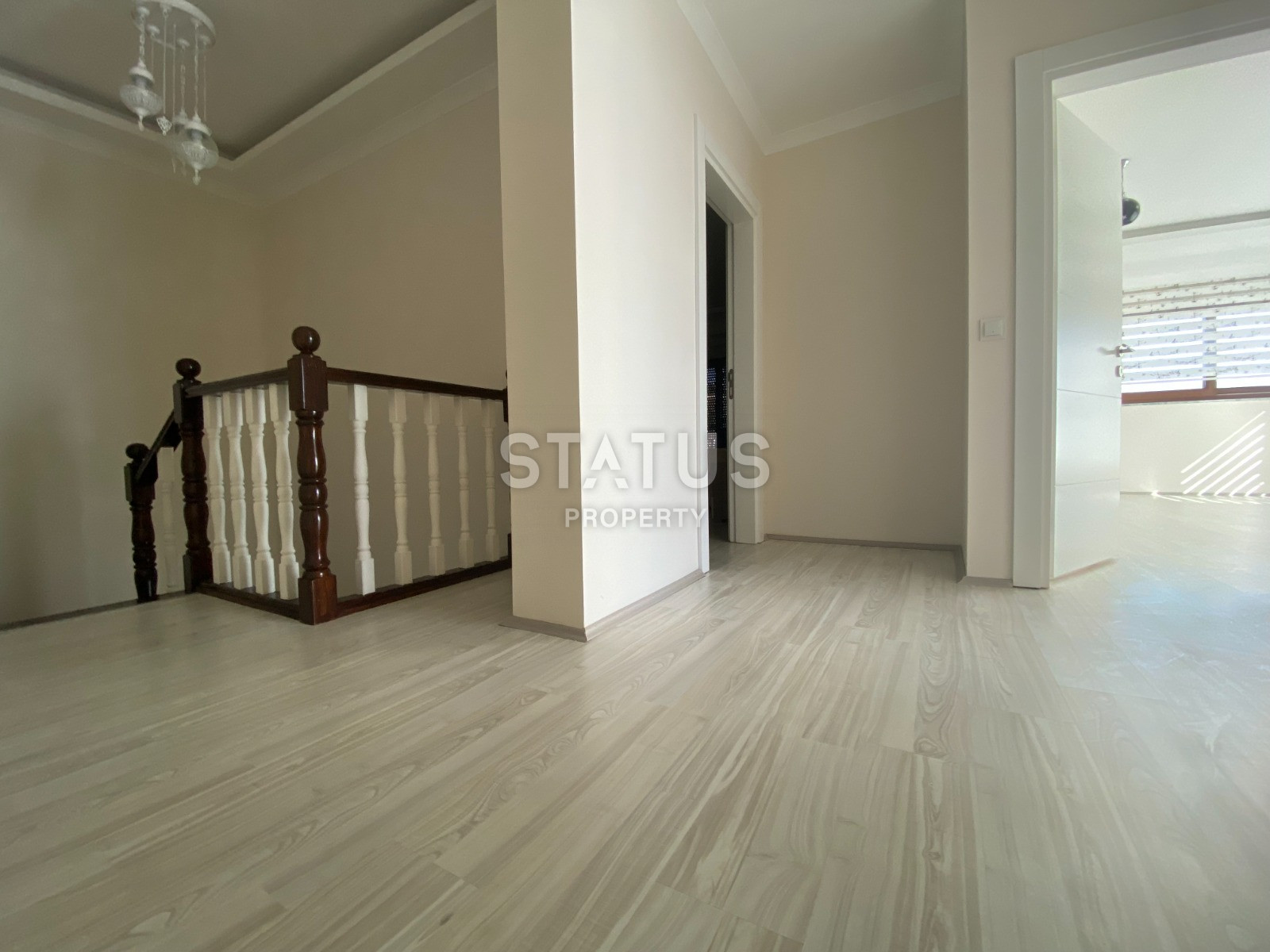 Luxurious duplex layout 4+1 with a separate kitchen in the Kucuk Hasbakhce area, 250 sq.m фото 4
