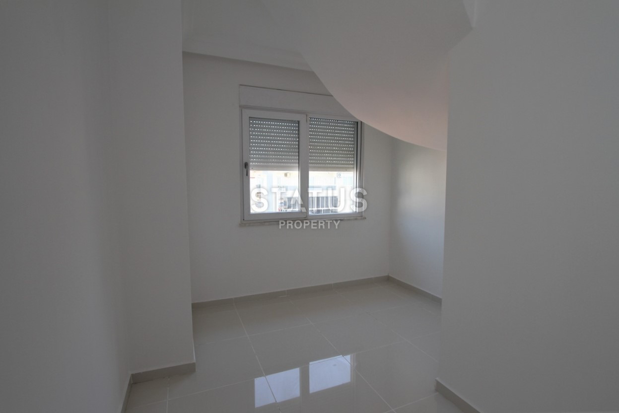 Penthouse 4+1 with sea view in Kestel, 210 m2 фото 6