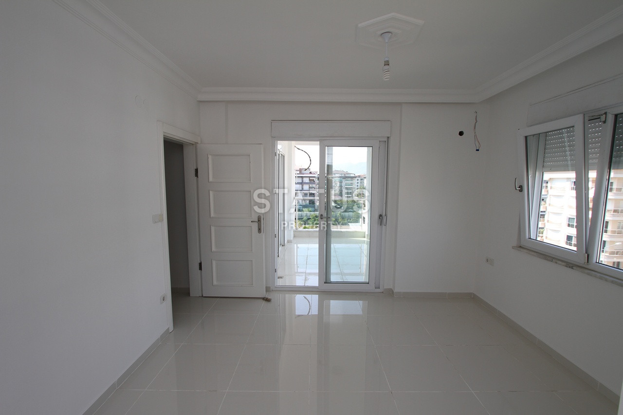 Penthouse 4+1 with sea view in Kestel, 210 m2 фото 11