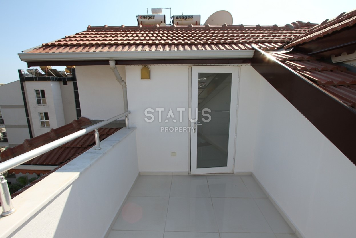 Penthouse 4+1 with sea view in Kestel, 210 m2 фото 12