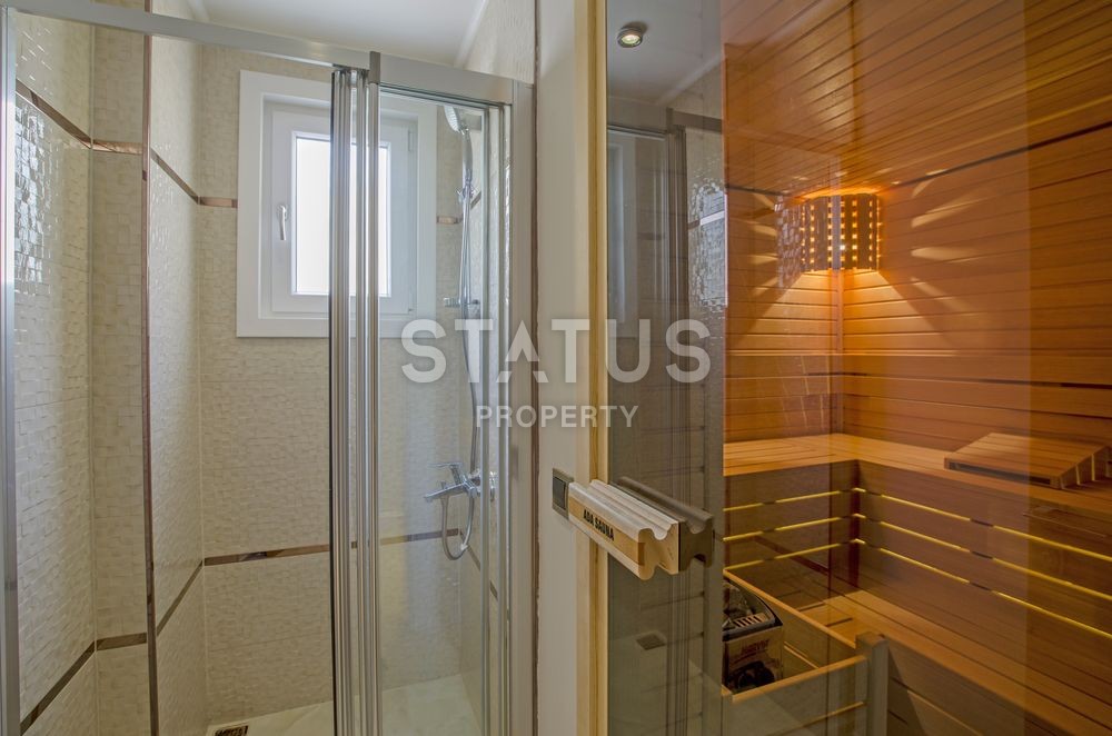 Luxurious villas on the Mediterranean coast фото 42