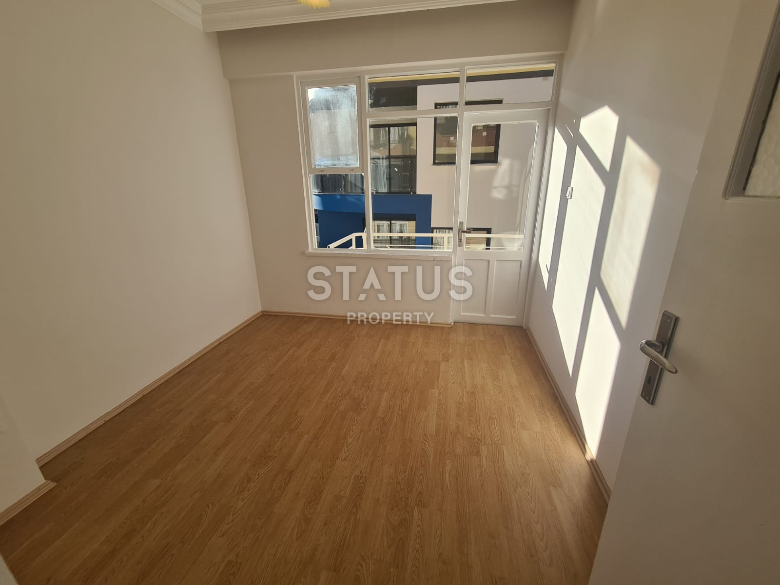 Inexpensive apartment 2+1 in the city center, not far from the fish market, 120 m2 фото 4