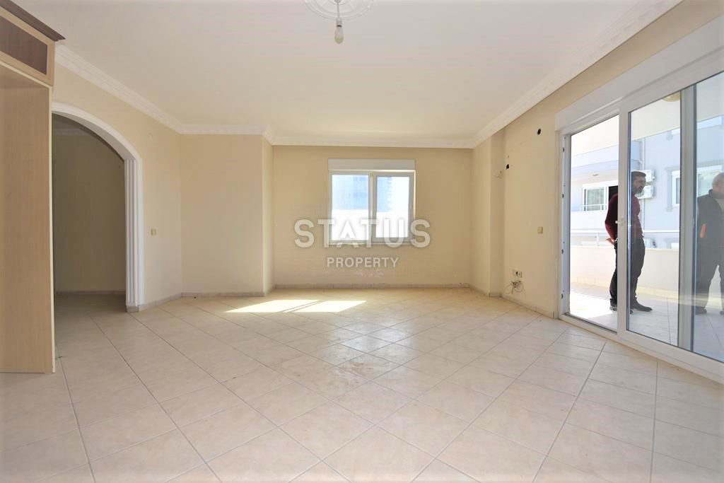 Bright 2+1 in Mahmutlar with a view of the sea and the Alanya fortress, affordable price! фото 4