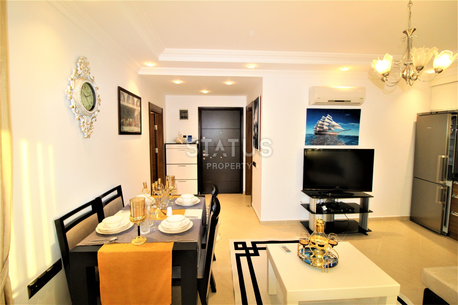 Меблированные апартаменты 1+1 в 50 м от моря, района Кестель, 65 м2 фото 2