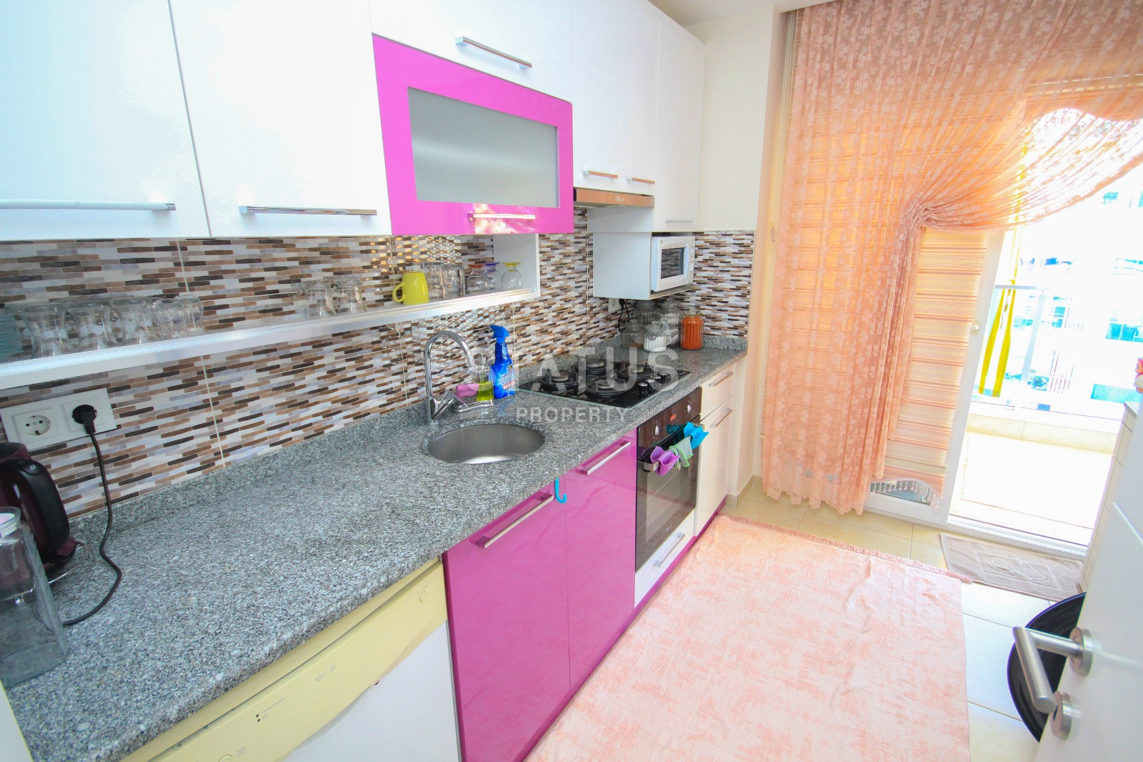 Апартаменты 2+1 с мебелью в районе Тосмур, 110 м2 фото 8