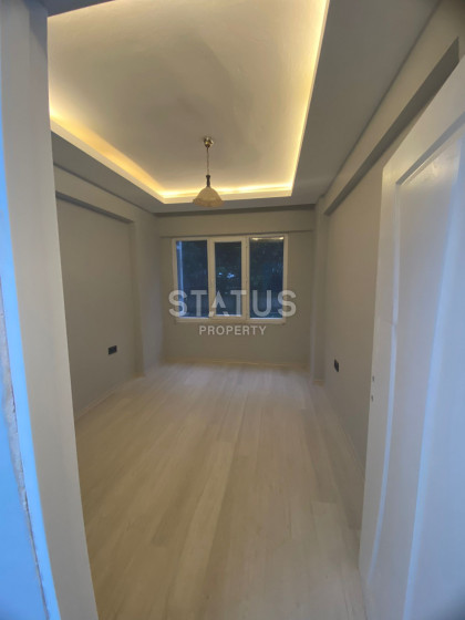 Квартира 2+1 с новым ремонтом в районе Махмутлар, 110 м2. фото 1